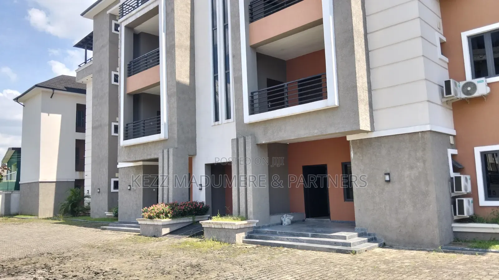 3bdrm Block of Flats in New Gra Phase 1 / 2 for rent in GRA Phase 2 / Port-Harcourt