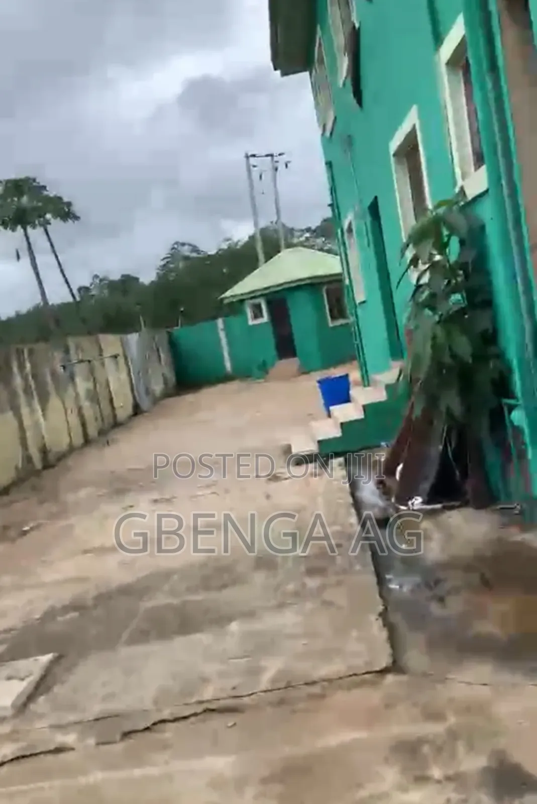 22 Rooms Self Contained Hostel for Sale at Abeokuta in Obafemi-Owode