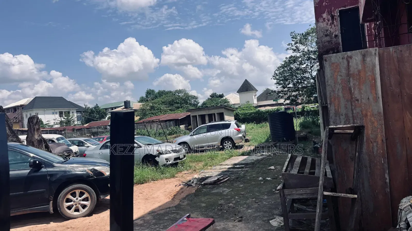 For Sale : 4 No's 3 Bedr Flat , 10 Shops and 2 Warehouses in Oshimili South
