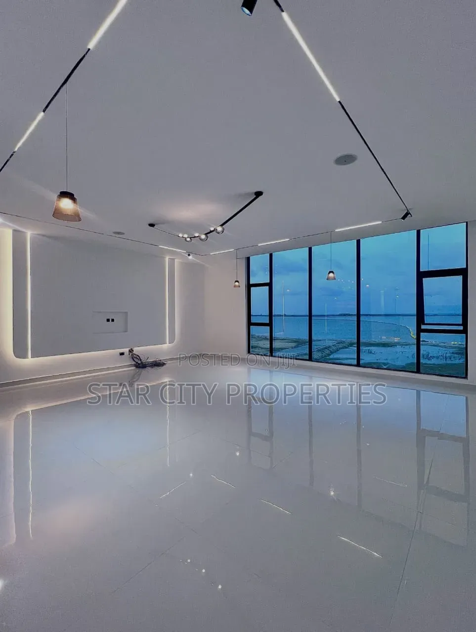Furnished 5bdrm Townhouse/Terrace in Osapa for sale in Osapa london