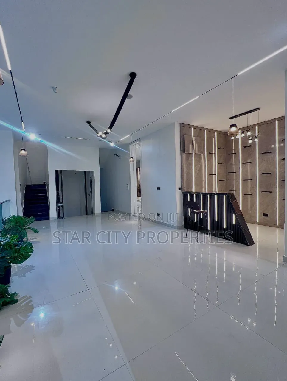 Furnished 5bdrm Townhouse/Terrace in Osapa for sale in Osapa london