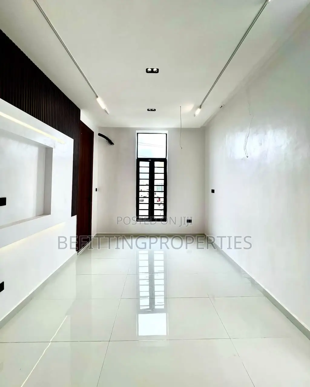 5bdrm Duplex in Lekki for sale in Lekki