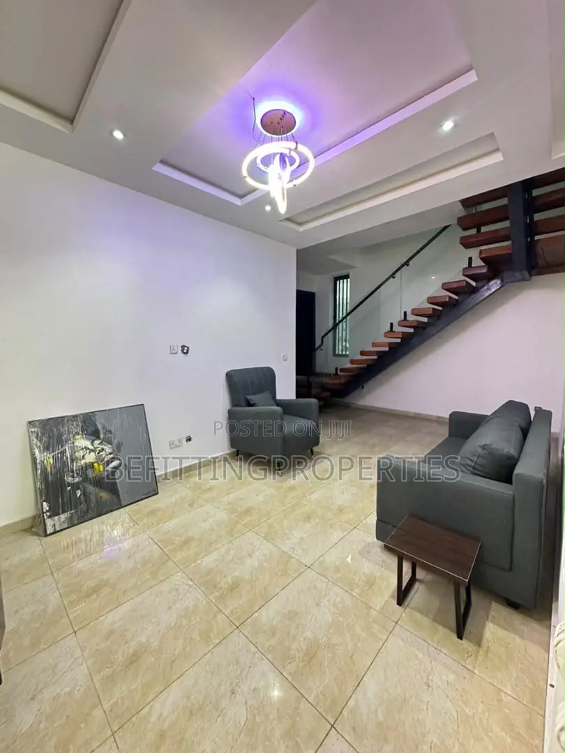 5bdrm Duplex in Lekki for sale in Lekki