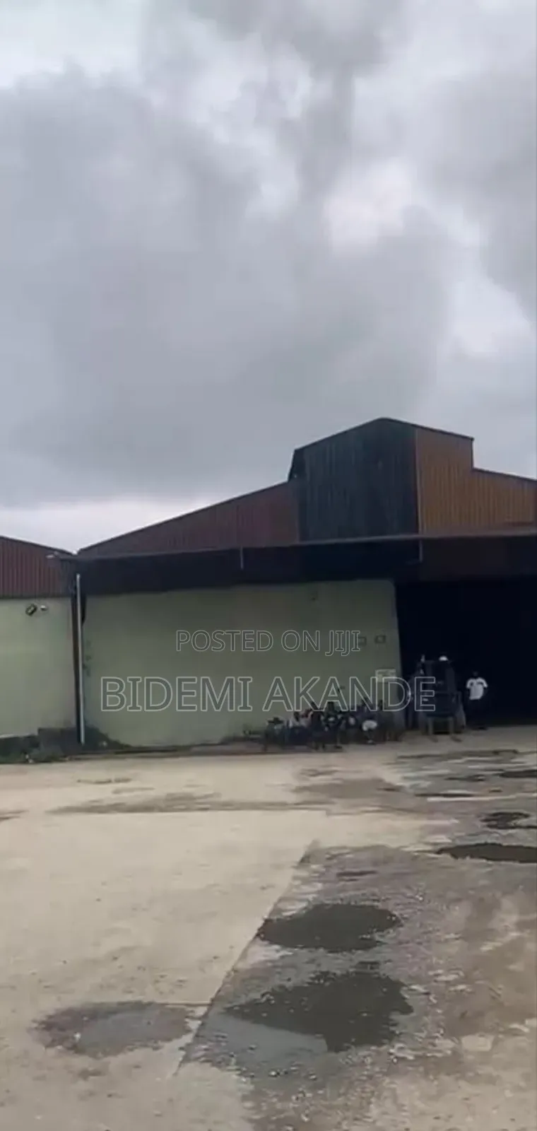 15,378 SQM Warehouse for Lease | Ojota, Lagos in New Garage / Ojota