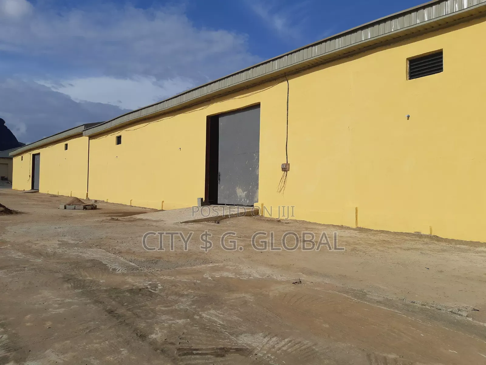 Warehouse in Kubwa Express Way in Kubwa