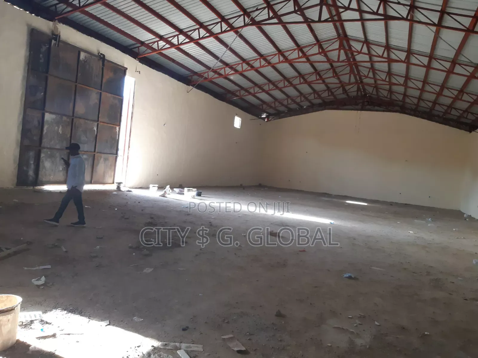Warehouse in Kubwa Express Way in Kubwa