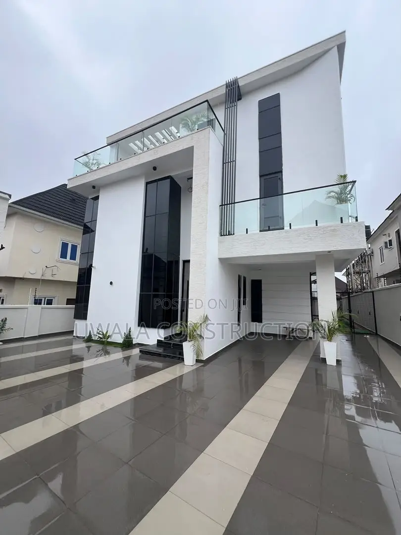 6bdrm Duplex in Apo Resettlement for sale in Apo Resettlement