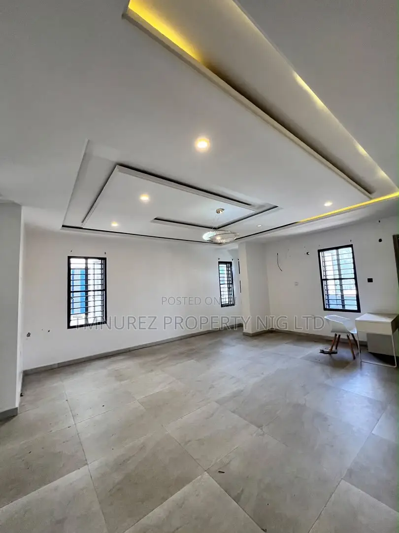 2bdrm Apartment in Ilasan, Lekki for rent in Lekki
