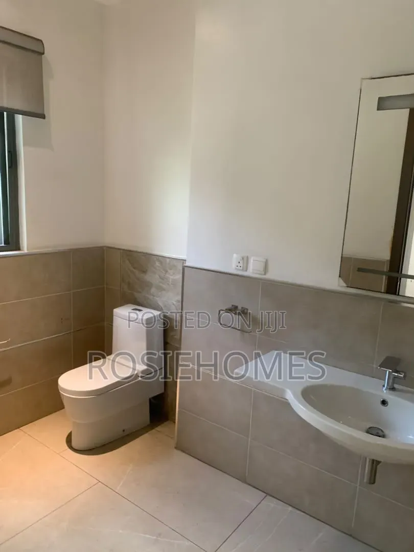 4bdrm Apartment in Banana Island, 2nd Avenue Extension for rent in 2nd Avenue Extension