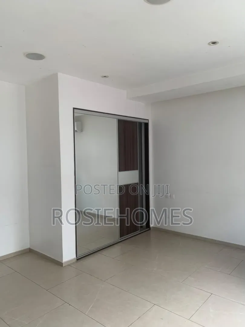 4bdrm Apartment in Banana Island, 2nd Avenue Extension for rent in 2nd Avenue Extension