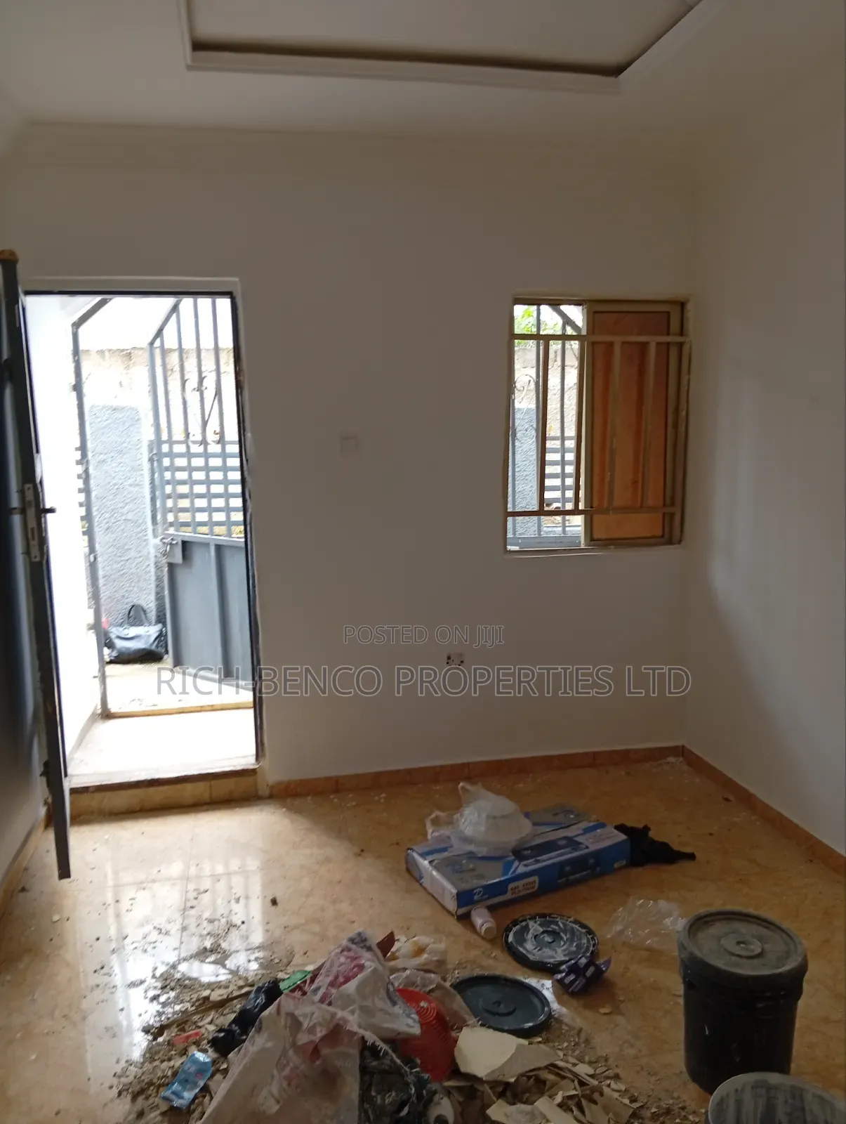 Studio Apartment in Obasanjo Road, Dutse-Alhaji for rent in Dutse-Alhaji