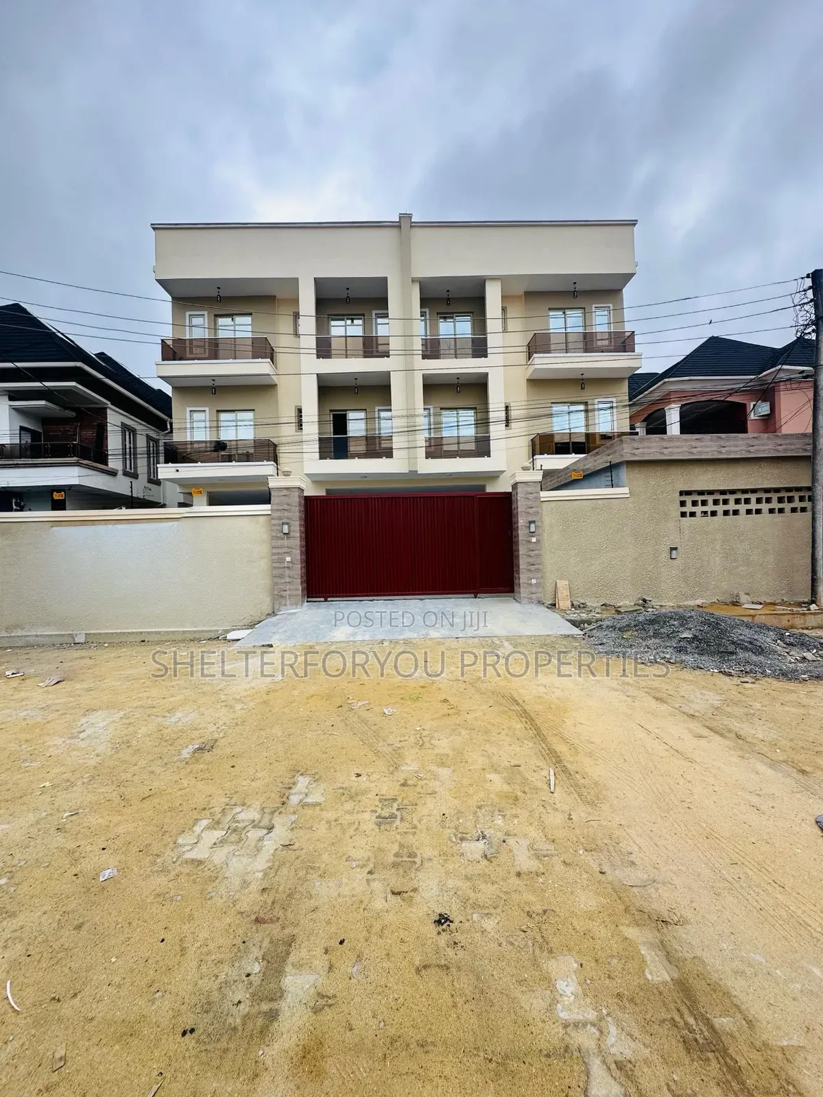 2bdrm Apartment in Lekki Expressway for sale in Lekki Expressway