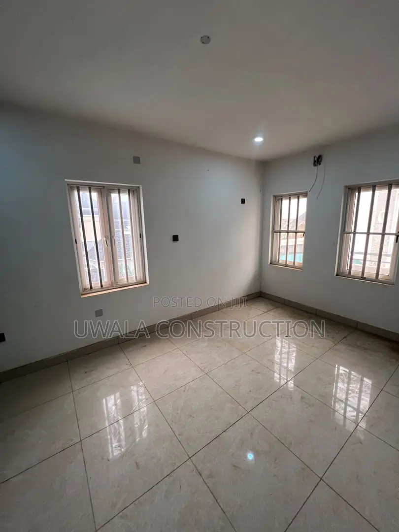 3bdrm Duplex in Apo Resettlement for sale in Apo Resettlement