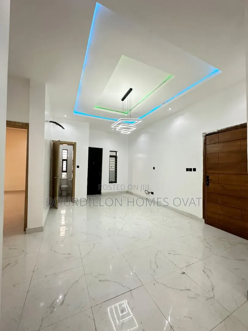 2bdrm Apartment in Abraham Adesanya for sale in Abraham Adesanya Estate