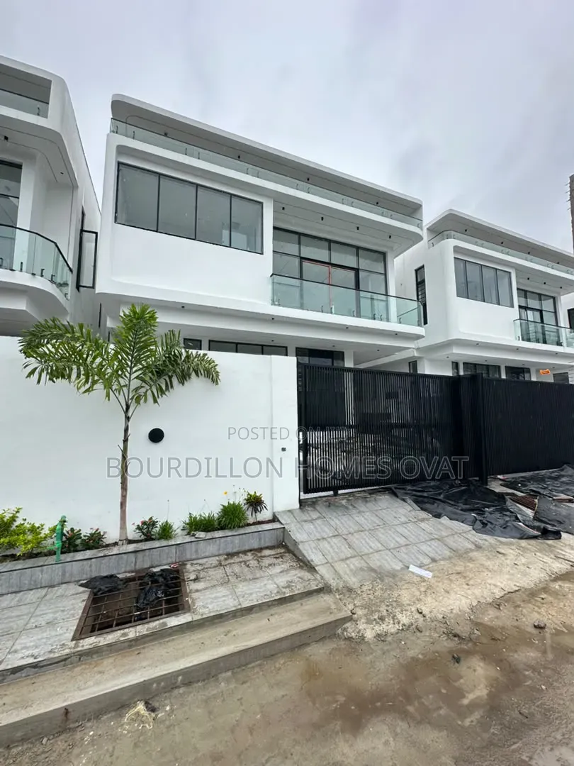 4bdrm Duplex in Orchid Lekki Lagos for sale in Lekki Expressway