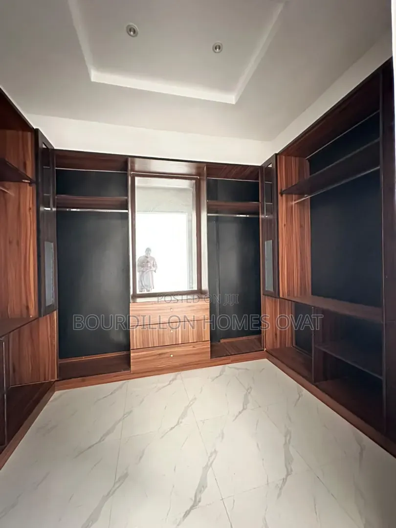 4bdrm Duplex in Abraham Adesanya for sale in Abraham Adesanya Estate
