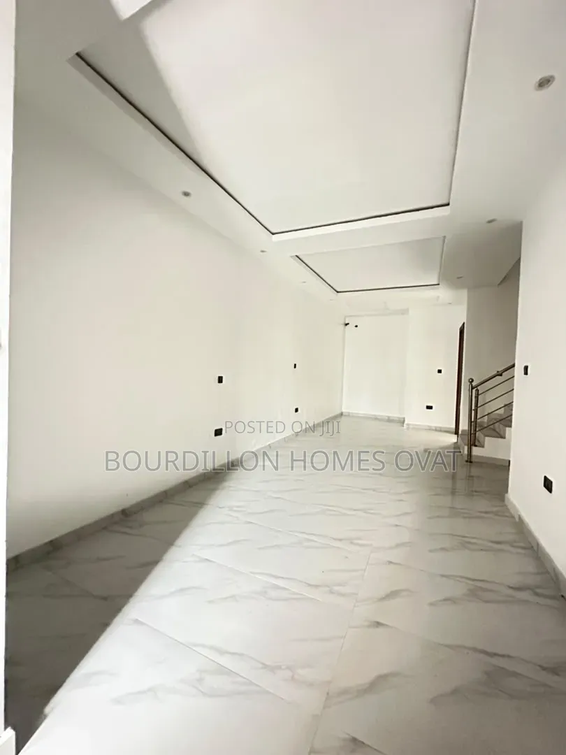 4bdrm Duplex in Abraham Adesanya for sale in Abraham Adesanya Estate