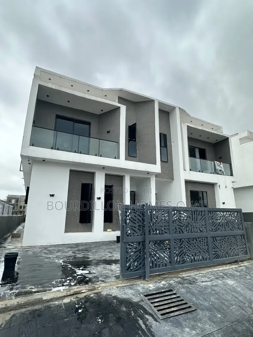 4bdrm Duplex in Ajah Lagos for sale in Ado / Ajah