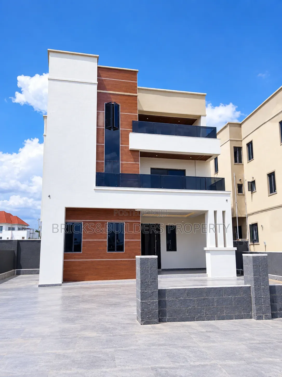 Furnished 5bdrm Duplex in Kado for sale in Kado