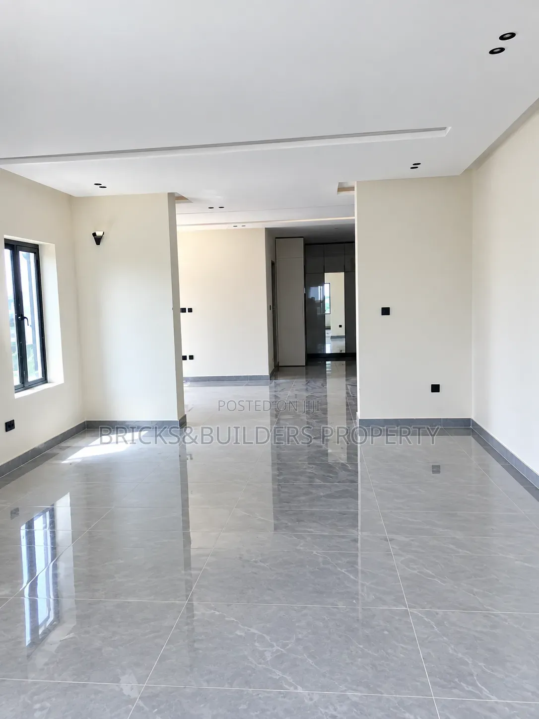 Furnished 5bdrm Duplex in Kado for sale in Kado