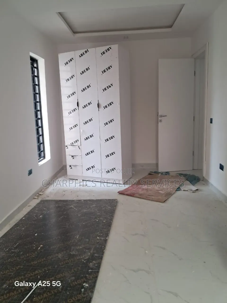 3bdrm Duplex in Allen Avenue for rent in Allen Avenue