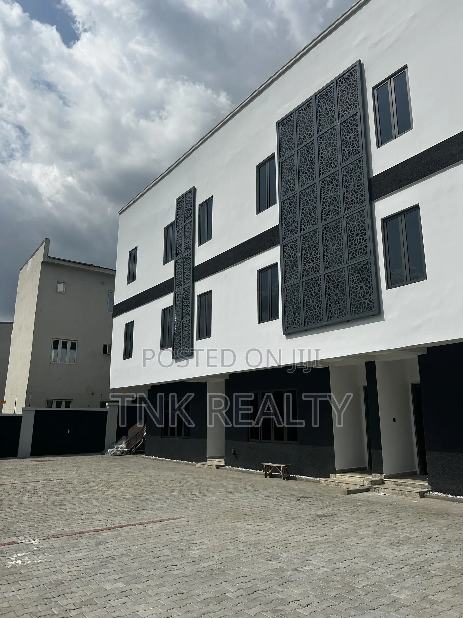 4bdrm Duplex in Jahi for sale in Jahi