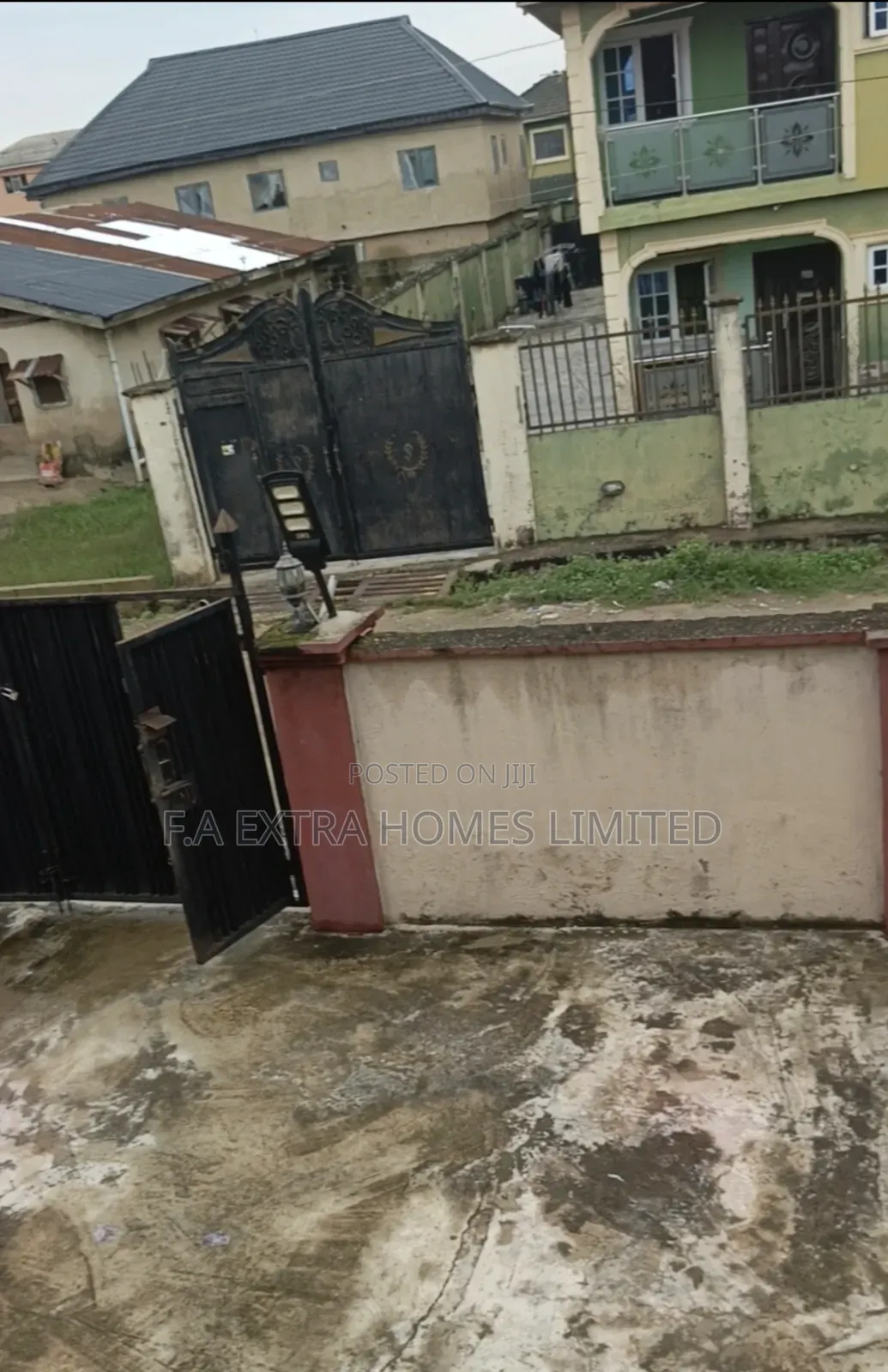 3bdrm Block of Flats in Agric for sale in Agric