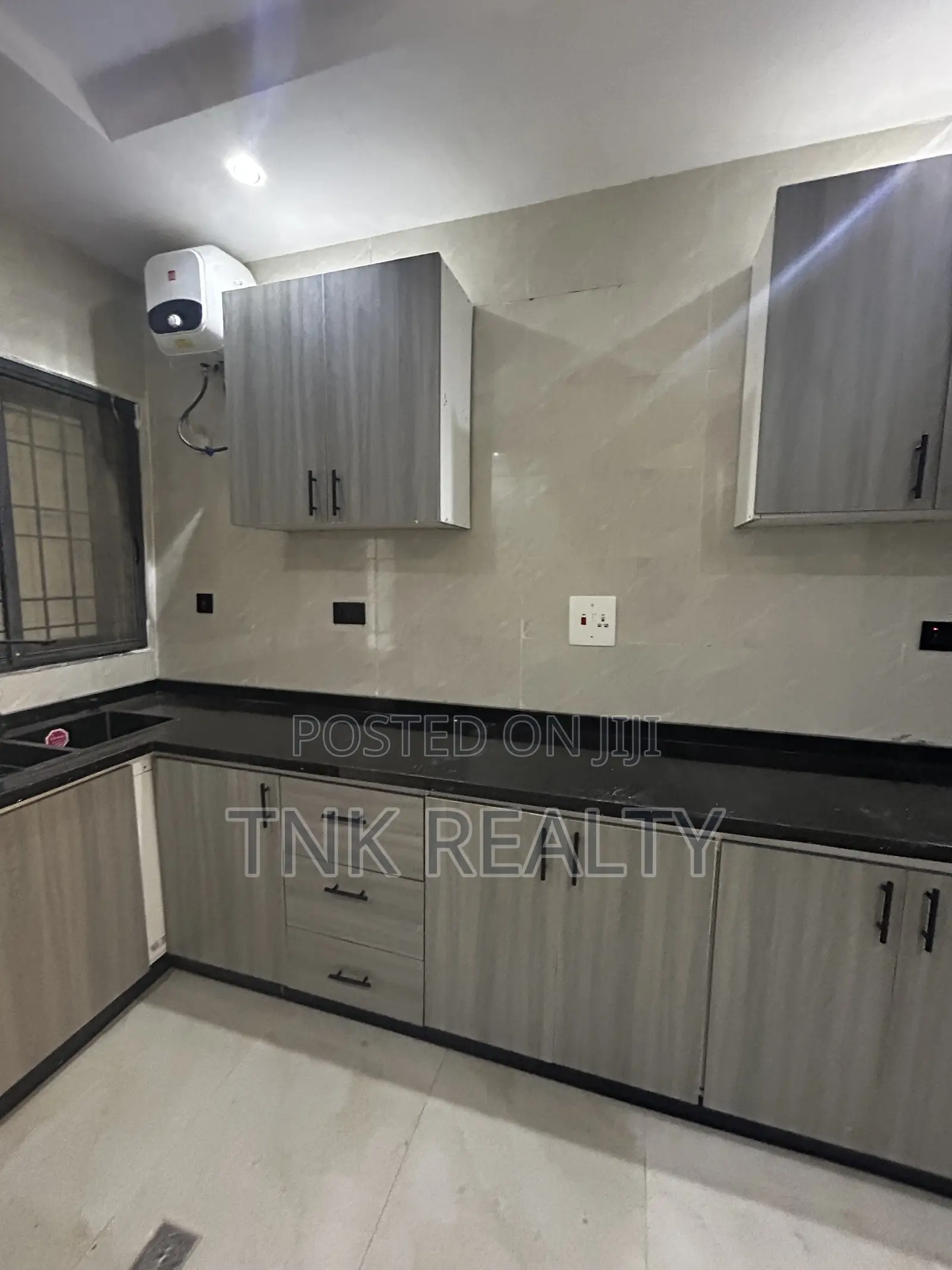 4bdrm Duplex in Jahi for sale in Jahi