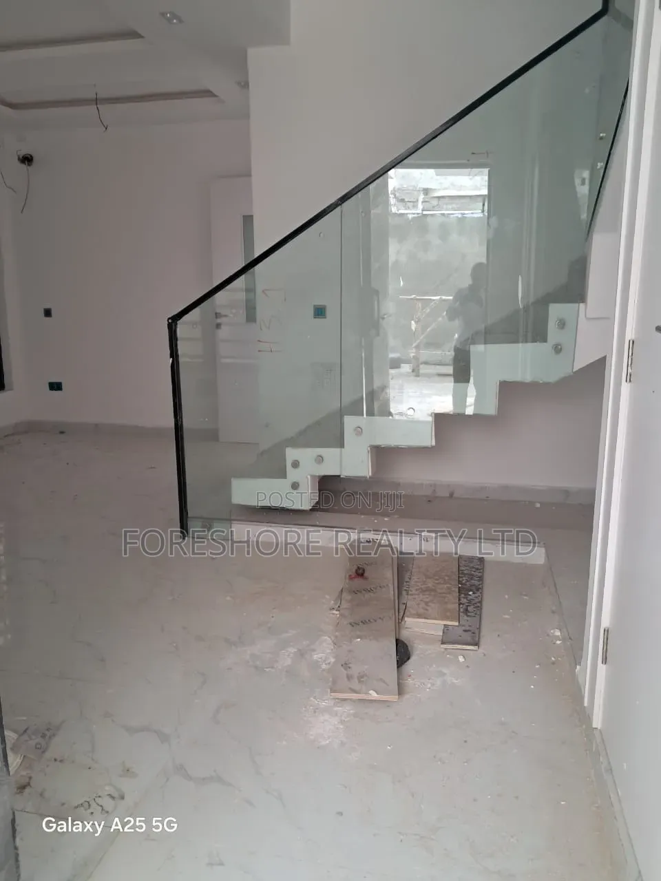 4bdrm Duplex in Allen Avenue for rent in Allen Avenue