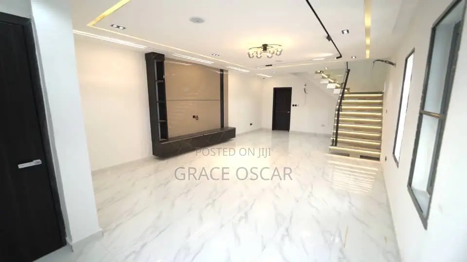 4bdrm Duplex in Ikate-Elegushi for sale in Ikate-Elegushi