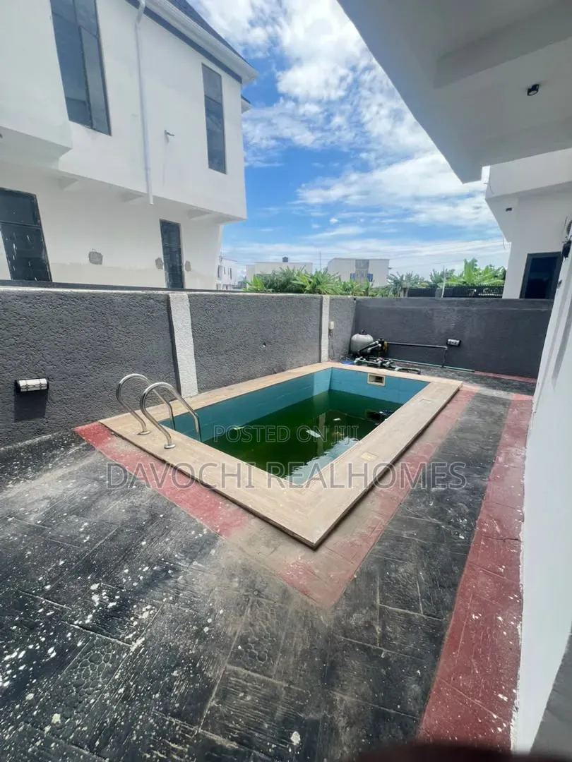 4bdrm Duplex in Sangotedo for sale in Sangotedo