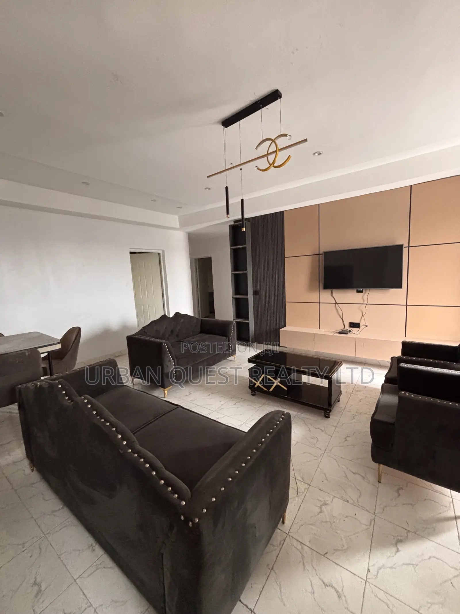 Furnished 2bdrm Apartment in Chevron for sale in Chevron