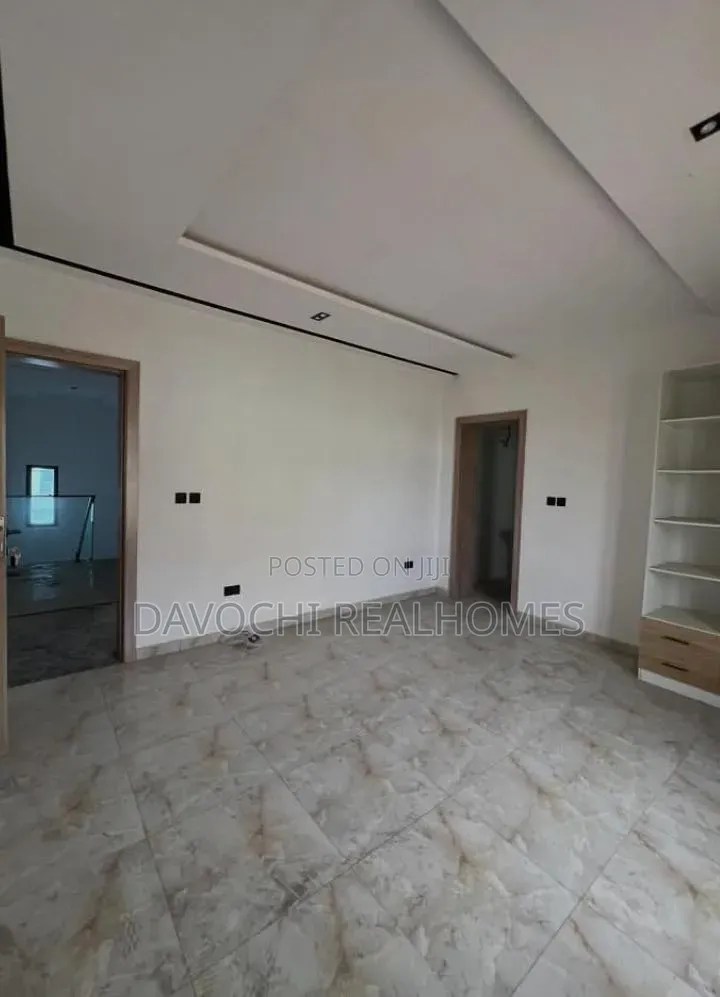 4bdrm Duplex in Lekki Phase 1 for rent in Lekki Phase 1