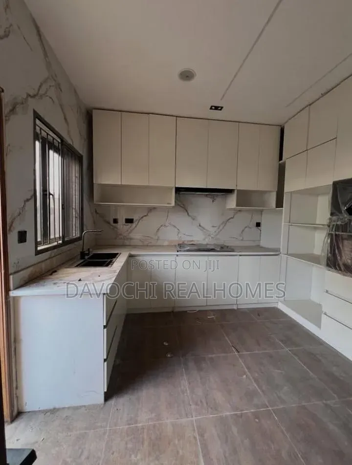 4bdrm Duplex in Lekki Phase 1 for rent in Lekki Phase 1