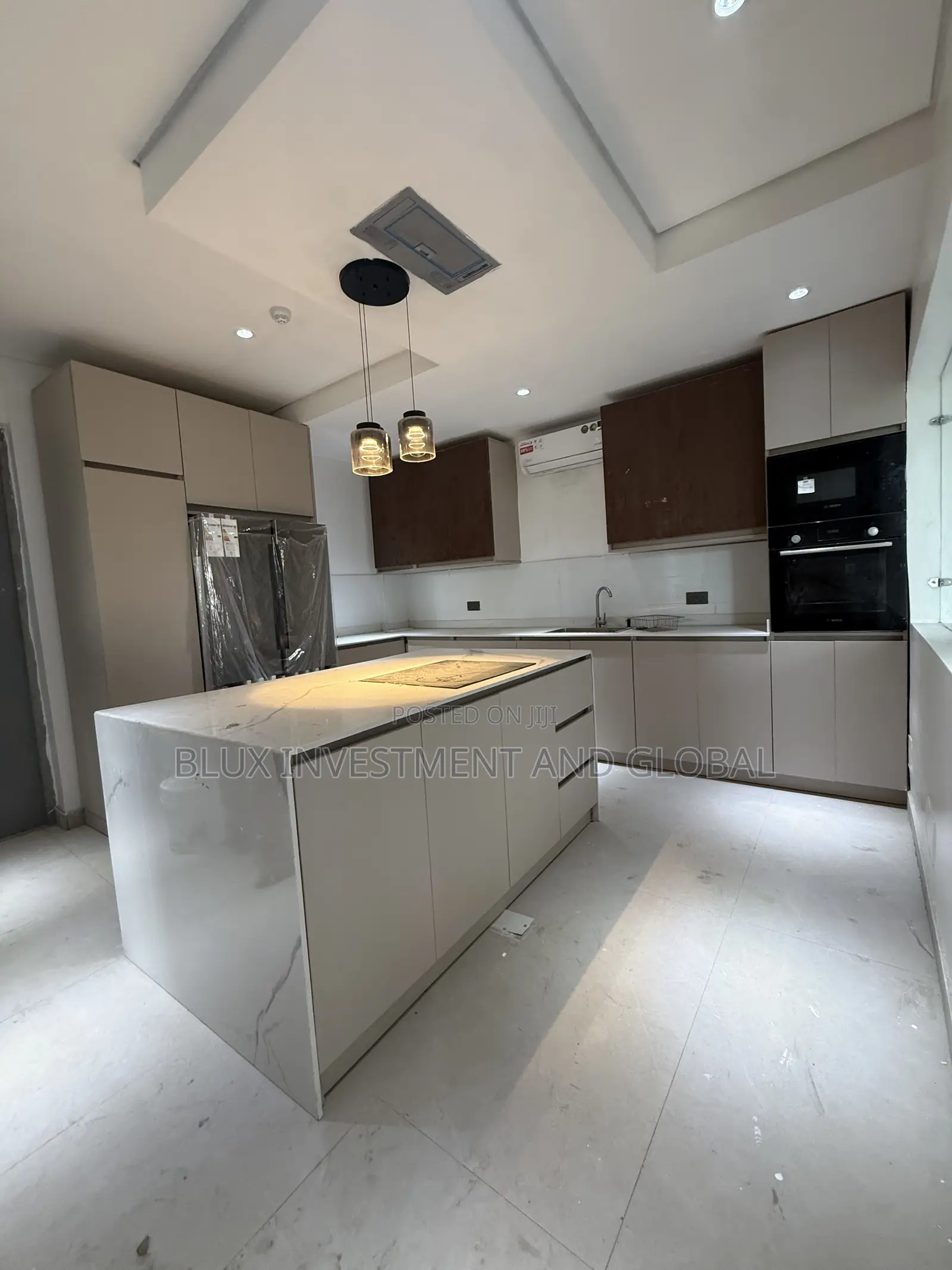 3bdrm Apartment in Ikoyi, Gerard Road for sale in Gerard Road