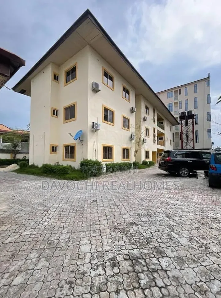 3bdrm Apartment in Lekki Phase 1 for rent in Lekki Phase 1