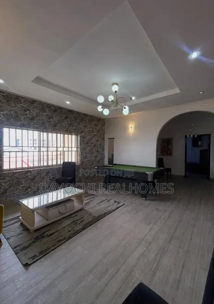 3bdrm Apartment in Lekki Phase 1 for rent in Lekki Phase 1