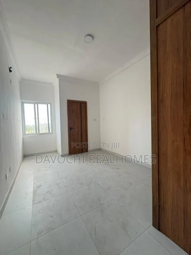 3bdrm Apartment in Lekki Phase 1 for rent in Lekki Phase 1