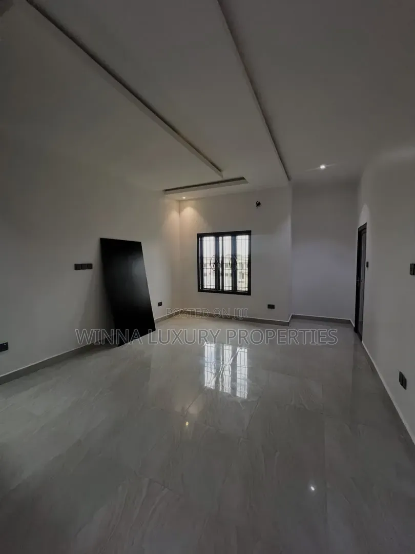 5bdrm Duplex in Wuye for rent in Wuye