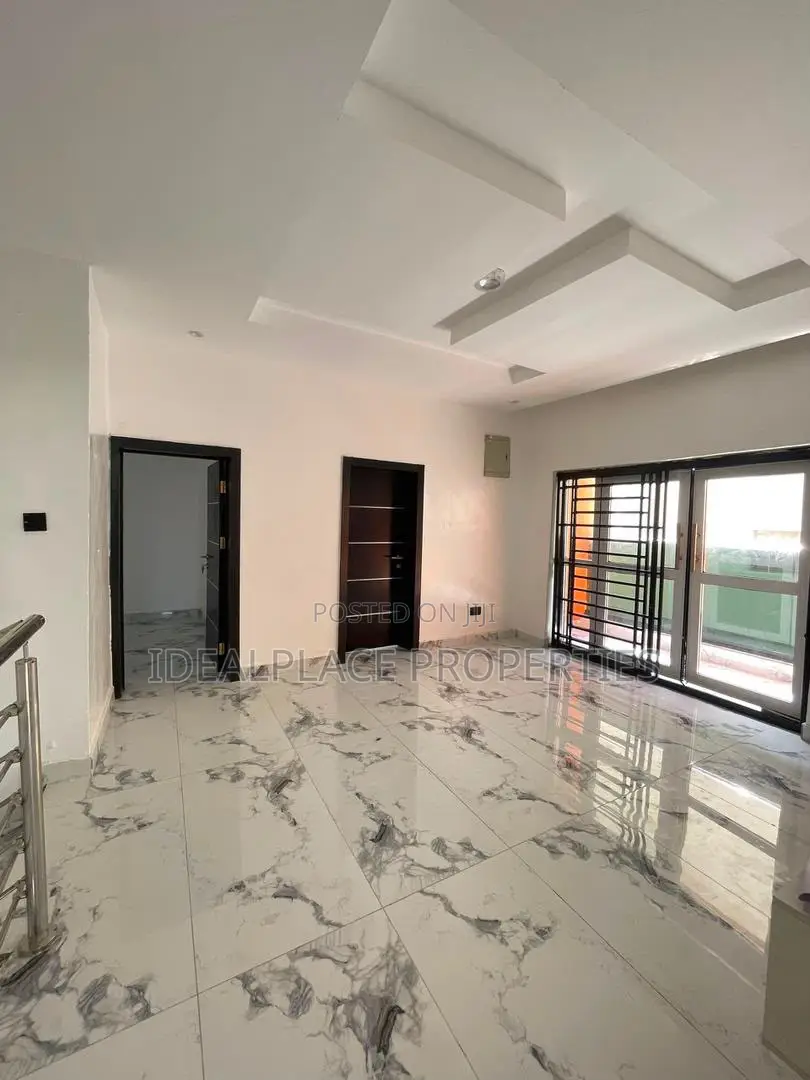 3bdrm Townhouse / Terrace in Ikate for rent in Ikate