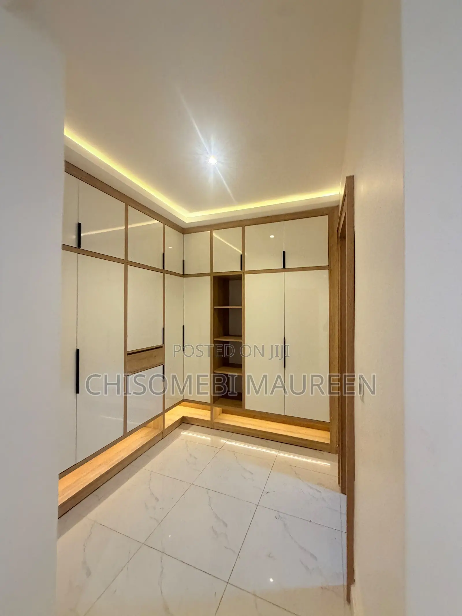 4bdrm Duplex in Mabushi for sale in Mabushi