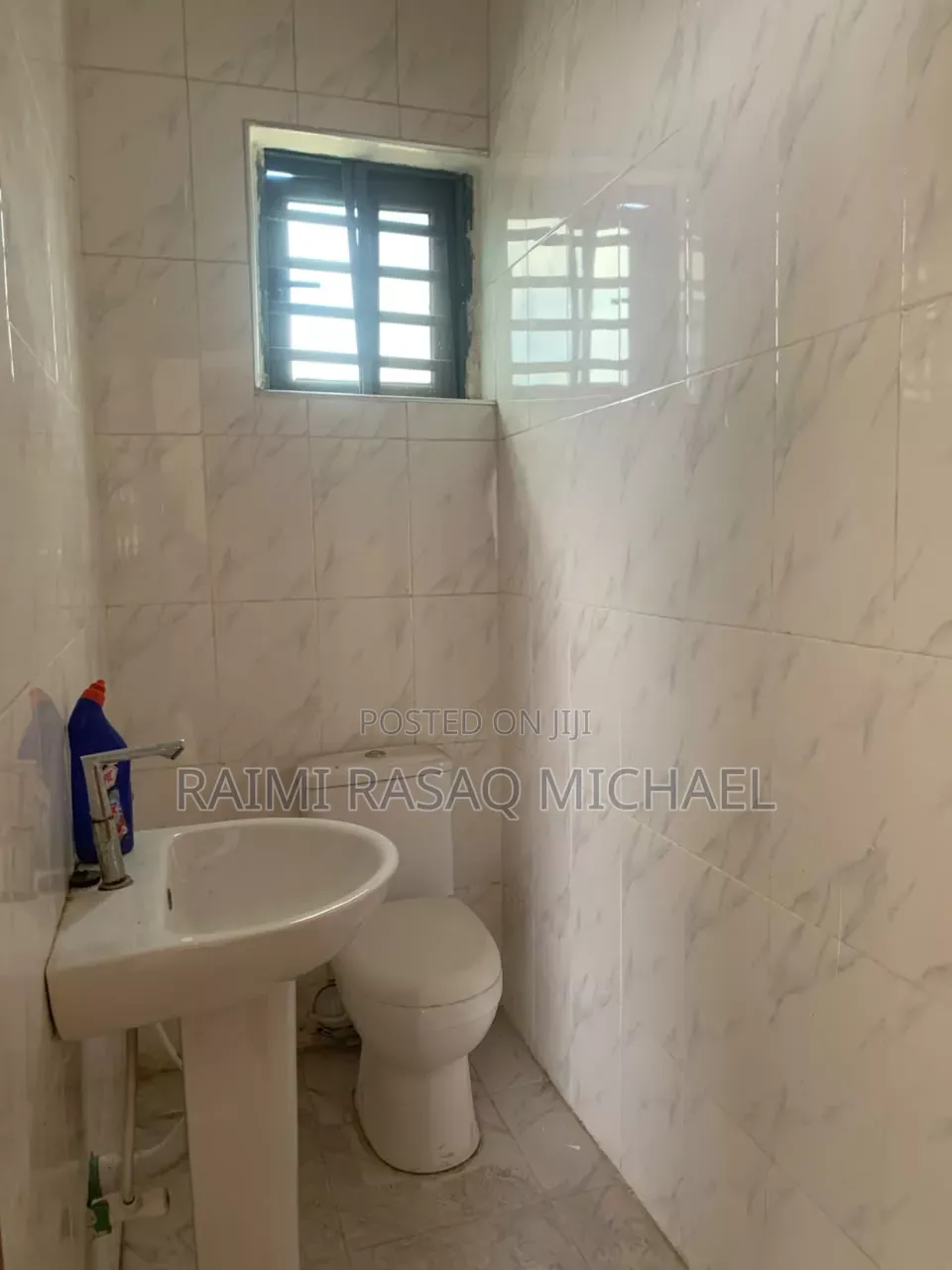 Furnished Mini Flat in School Gate, Lakowe for rent in Lakowe