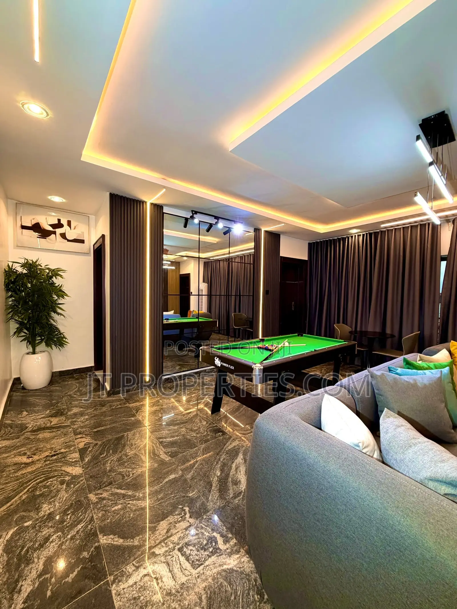 Beautifully Furnished 2 Bedroom Apartment With Snooker in FHA