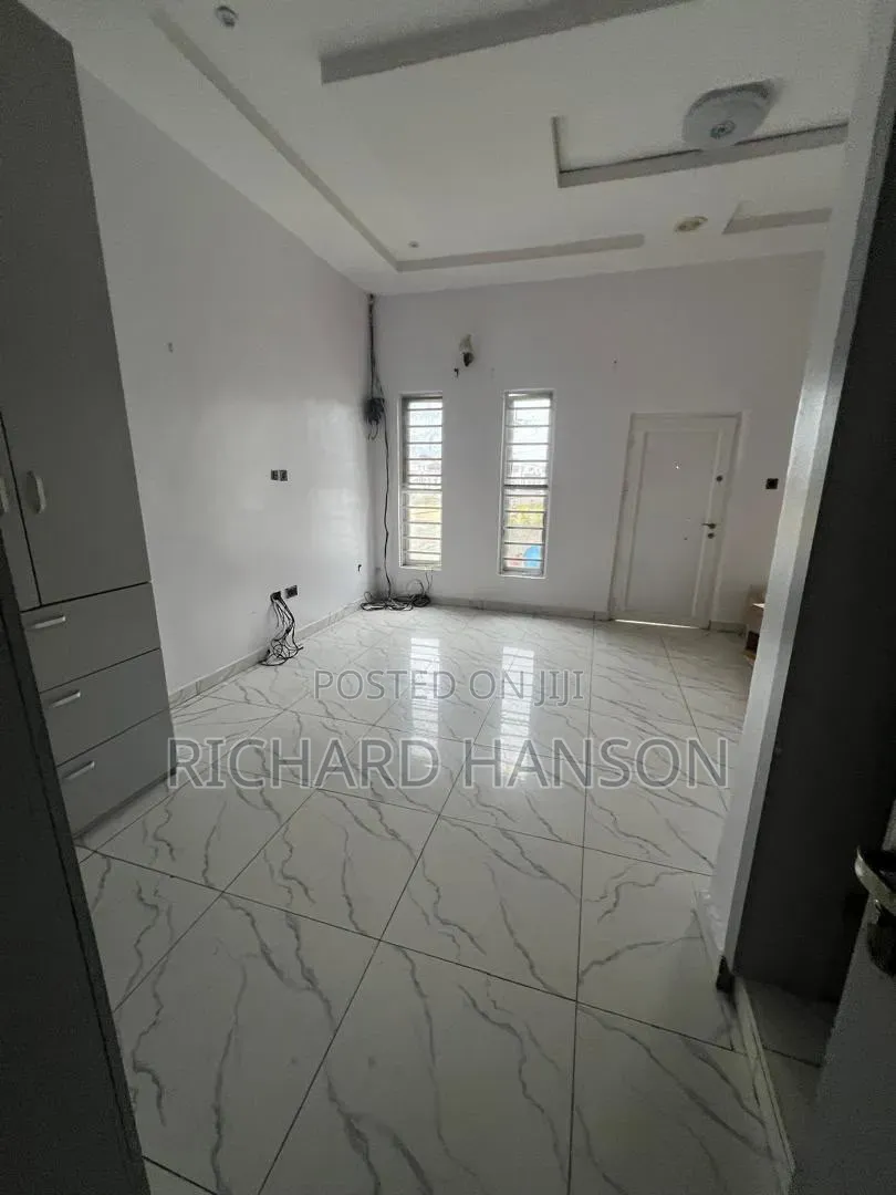 Studio Apartment in Orchid Lekki, Chevron for rent in Chevron