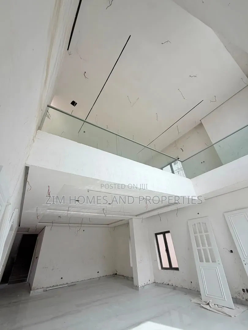 8bdrm Mansion in Zim Homes And, Asokoro for sale in Asokoro