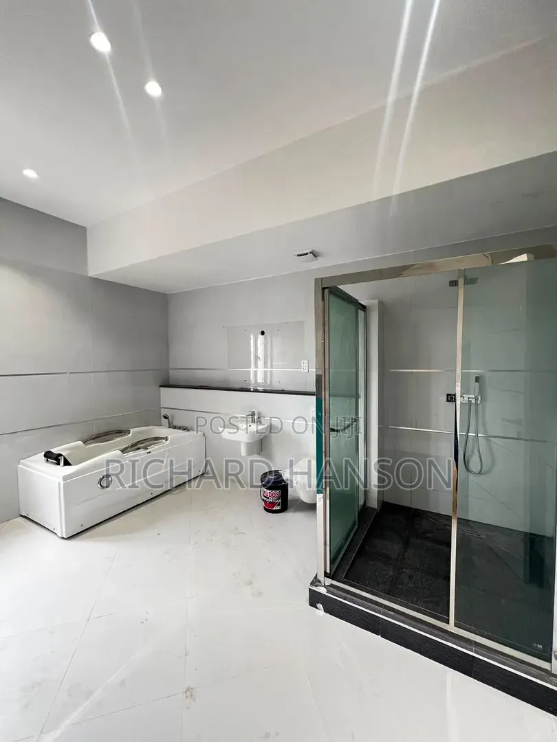 3bdrm Block of Flats in Ikoyi for sale in Old Ikoyi