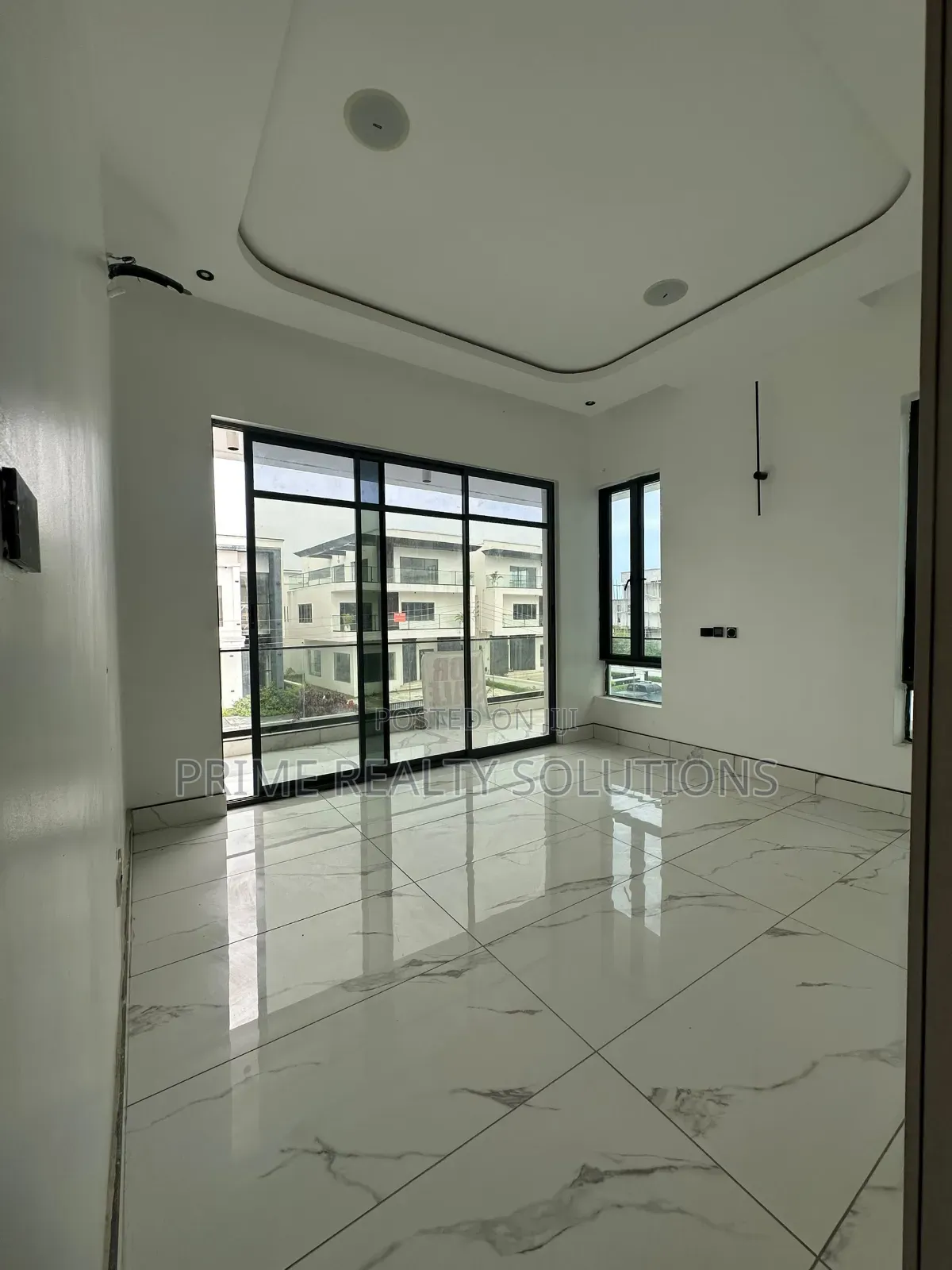 5bdrm Duplex in Lekki for sale in Lekki
