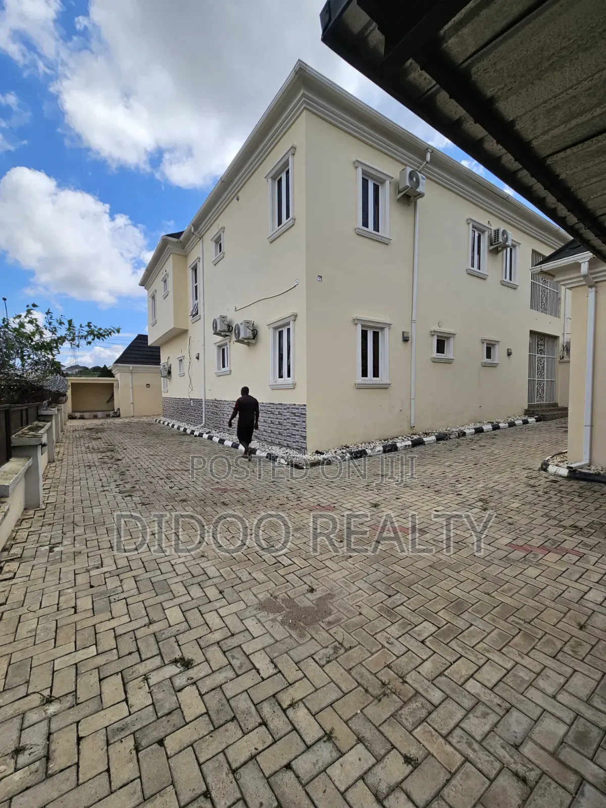 6bdrm Duplex in Guzape District for rent in Guzape District