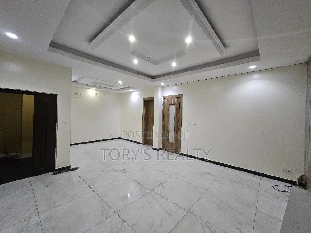 4bdrm Duplex in Ologolo for rent in Ologolo
