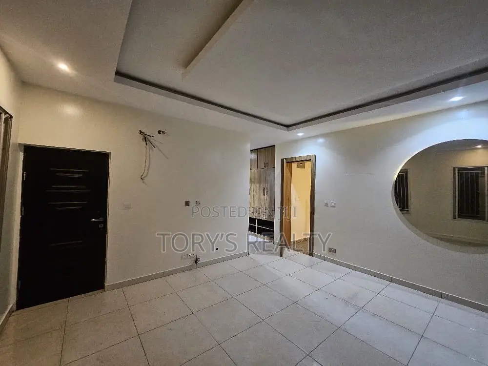 4bdrm Duplex in Ologolo for rent in Ologolo